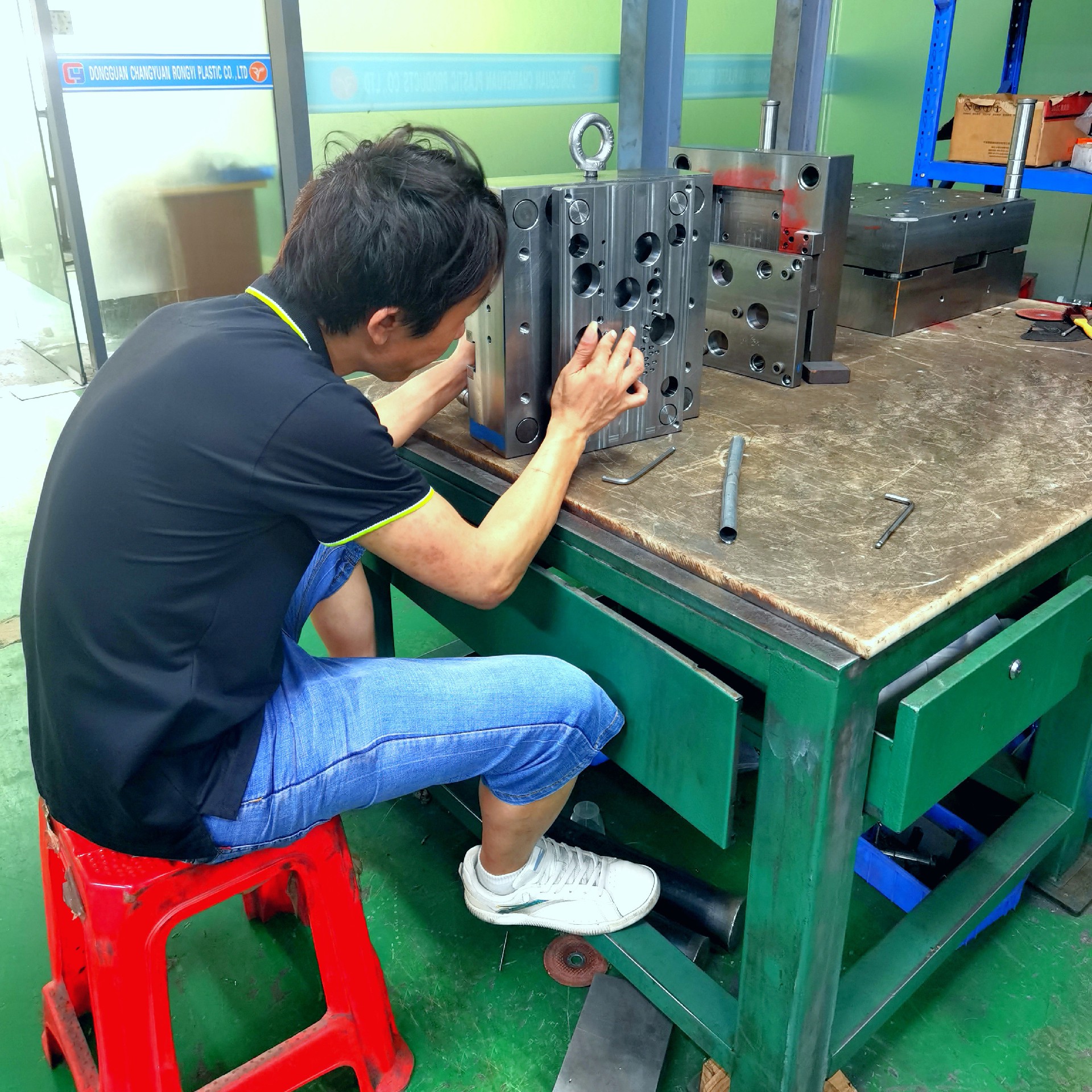注塑模具加工質（zhì）量的影響因素有哪些